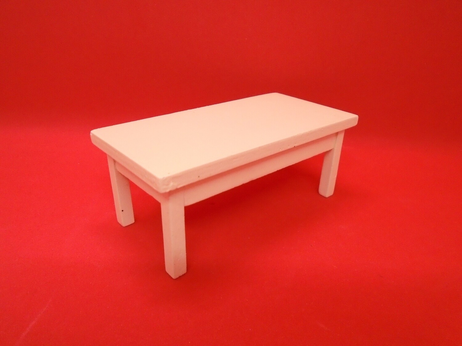 CREAM COFFEE TABLE