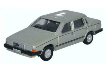 Oxford Diecast 76VO001 Volvo 760 Gold Metallic