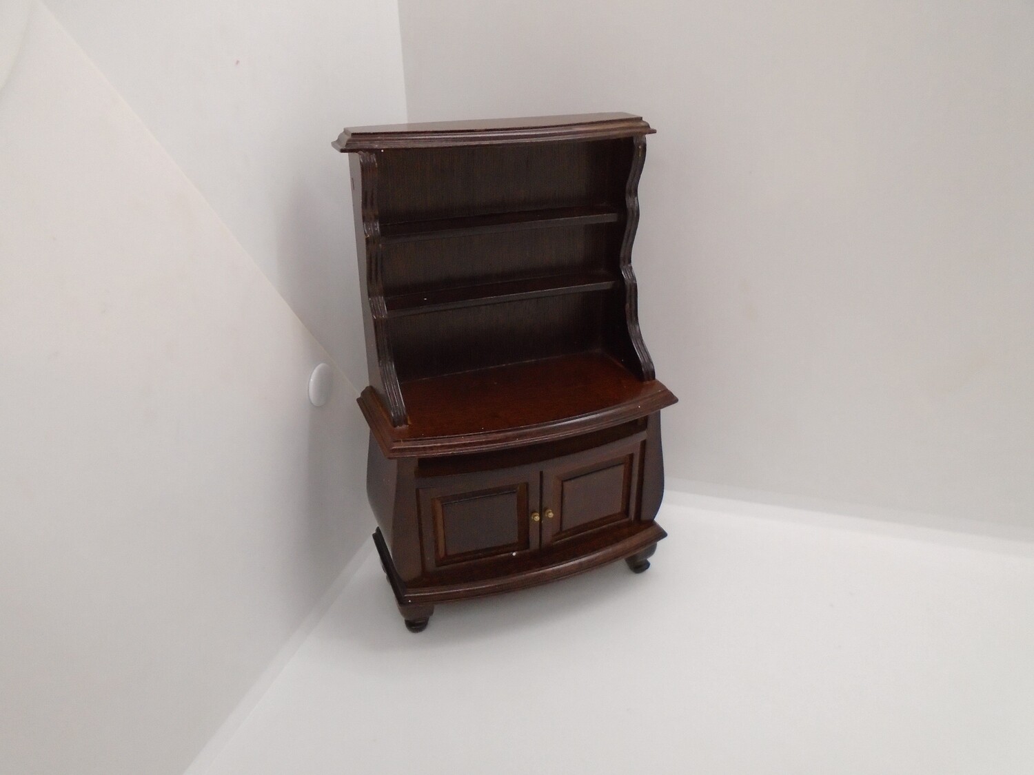 DARK HEAVY WOOD DRESSER
