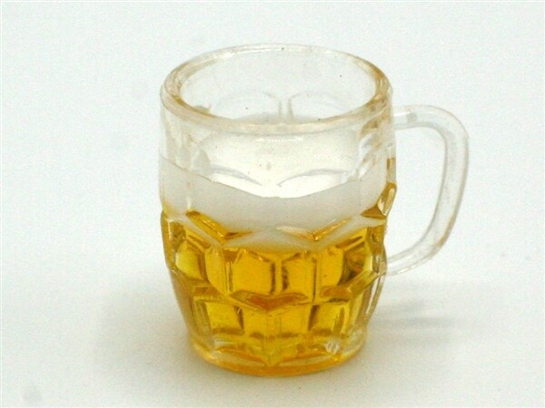 BEER IN GLASS MUG