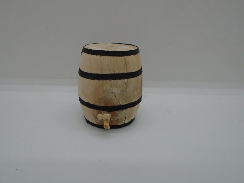 XL BEER BARREL WITH TAP