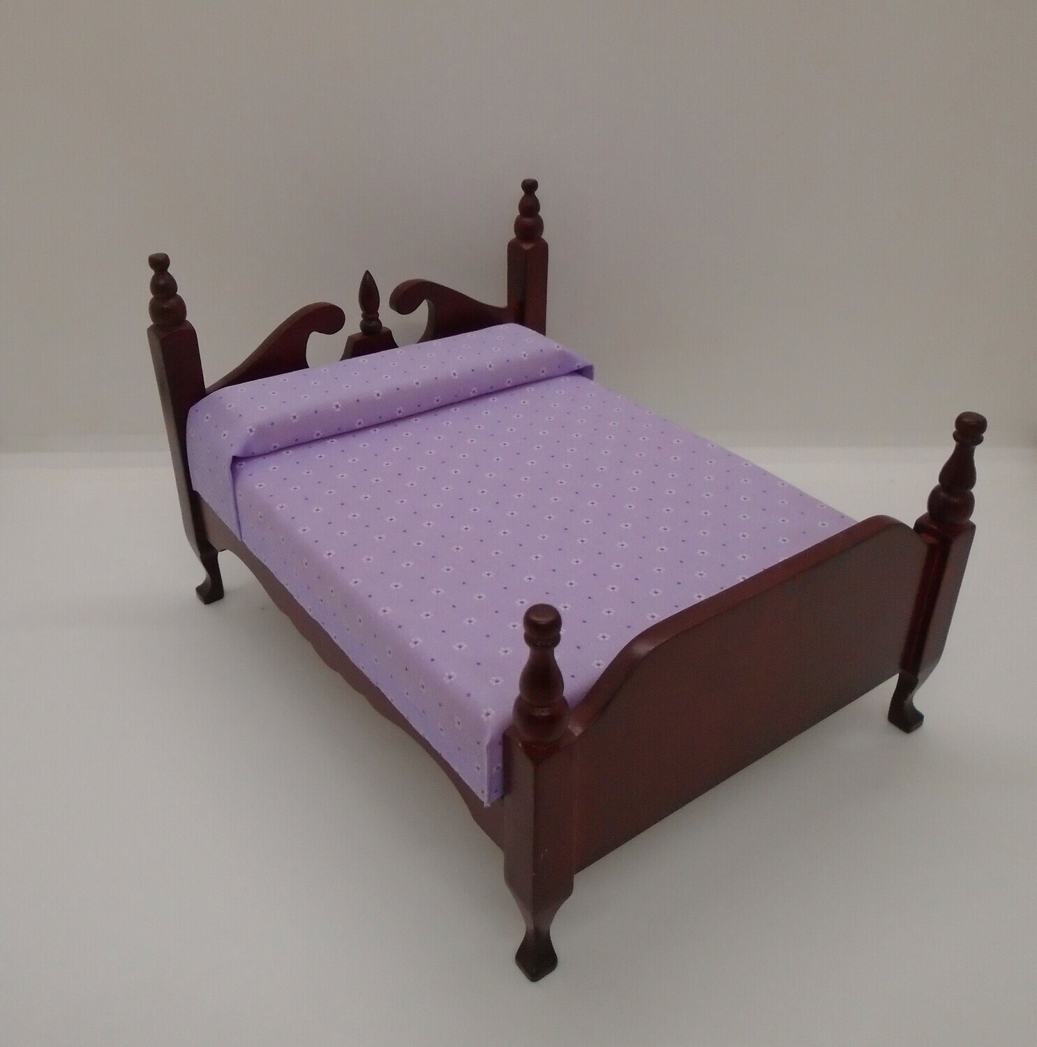 VICTORIAN DOUBLE BED