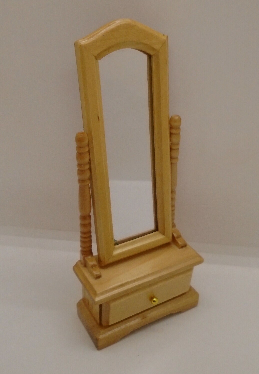 FREE STANDING MIRROR WITH DRAW