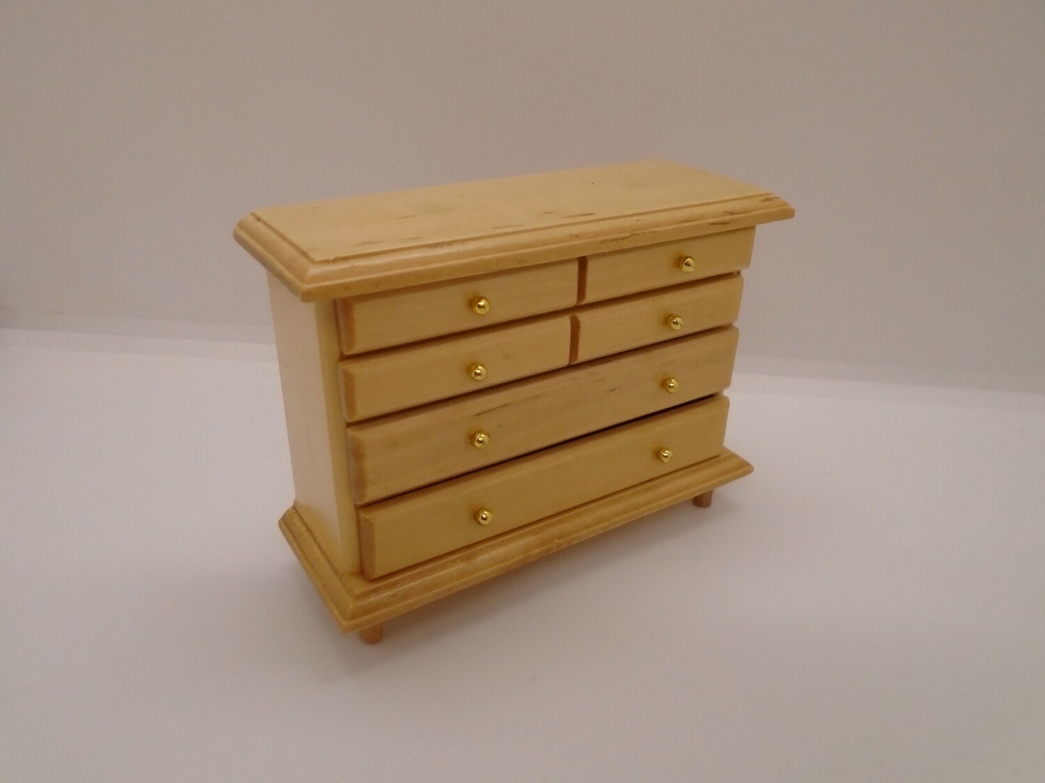 CHEST OF DRAWERS IN PINE