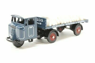 Corgi Trackside DG199002 Scammell Mechanical Horse and Sack Load - Pickfords