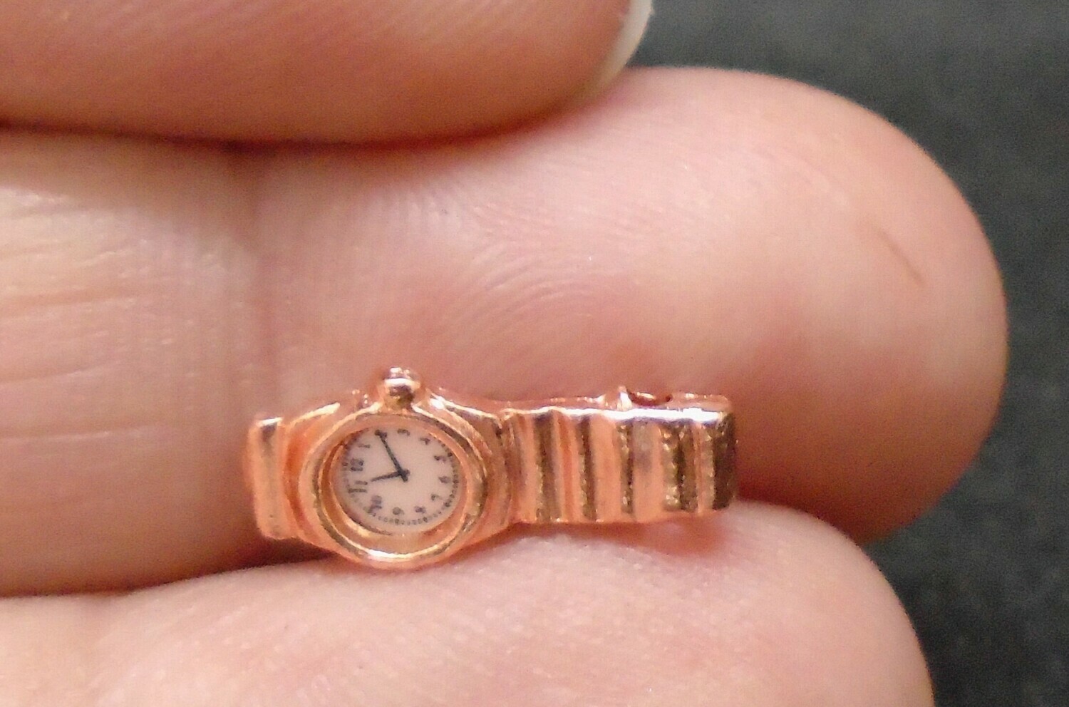 MODERN MANS BRONZE WATCH