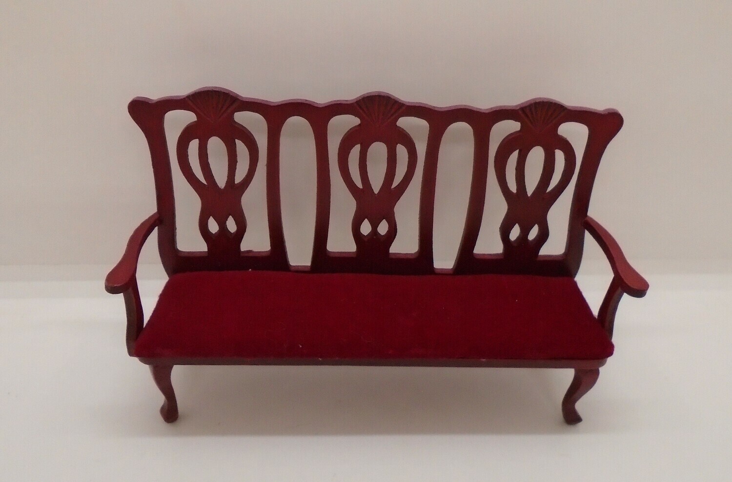PARLOUR BENCH STYLE SEATING
