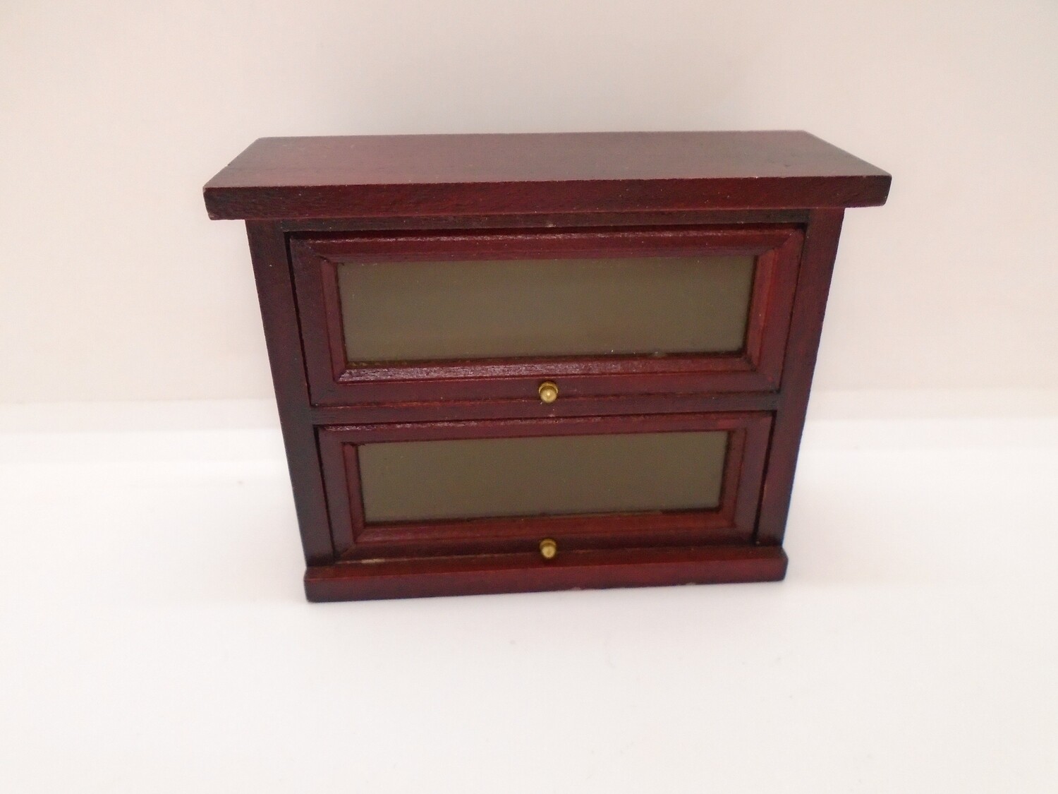WALL CUPBOARD IN MAHOGANY