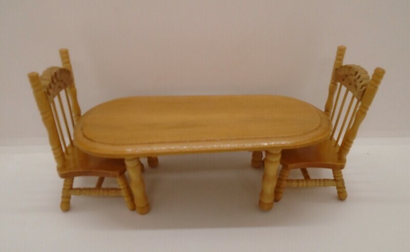 OVAL TABLE AND 2 CHAIRS