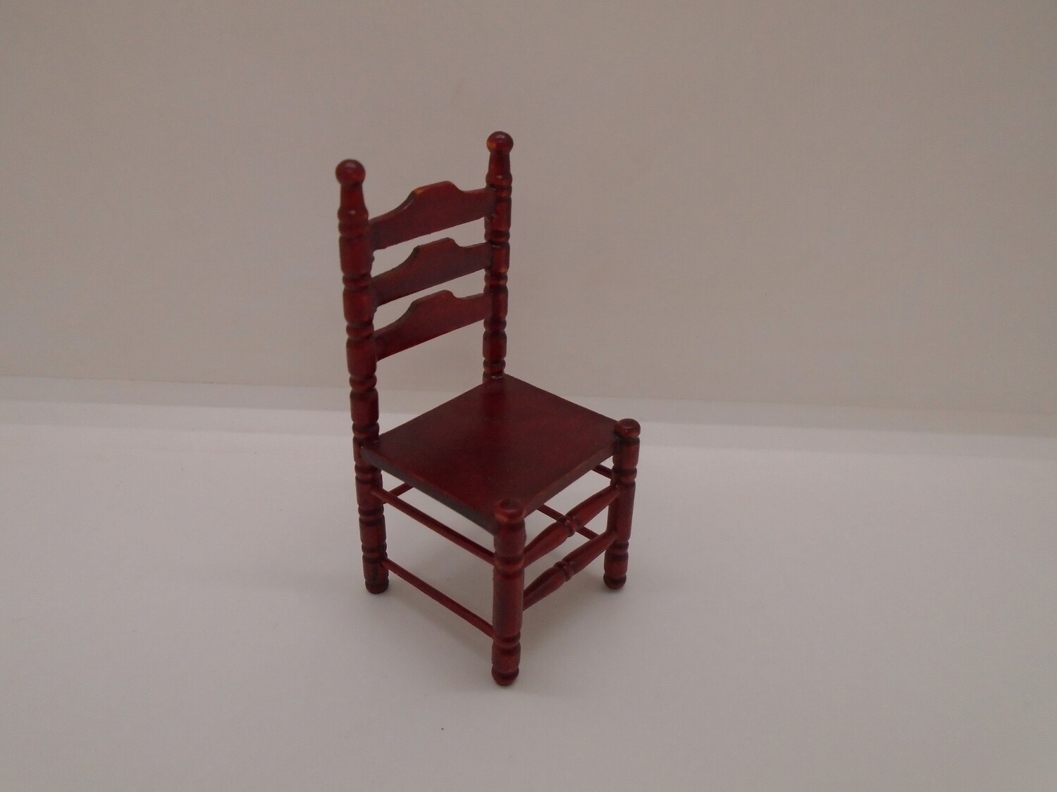 WOODEN LADDER BACK CHAIR