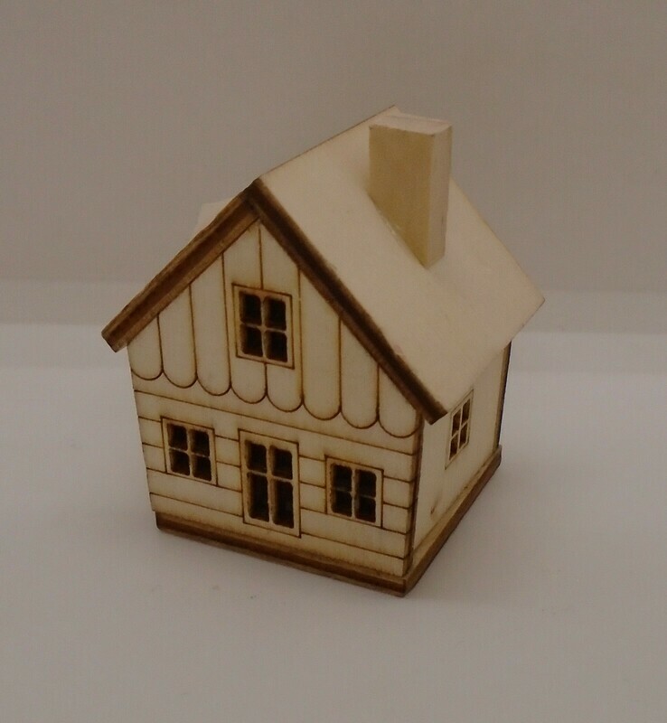MINI WOODEN HOUSE
