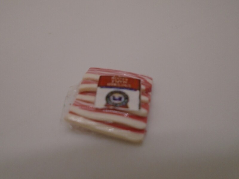 PACK OF RAW STREAKY BACON
