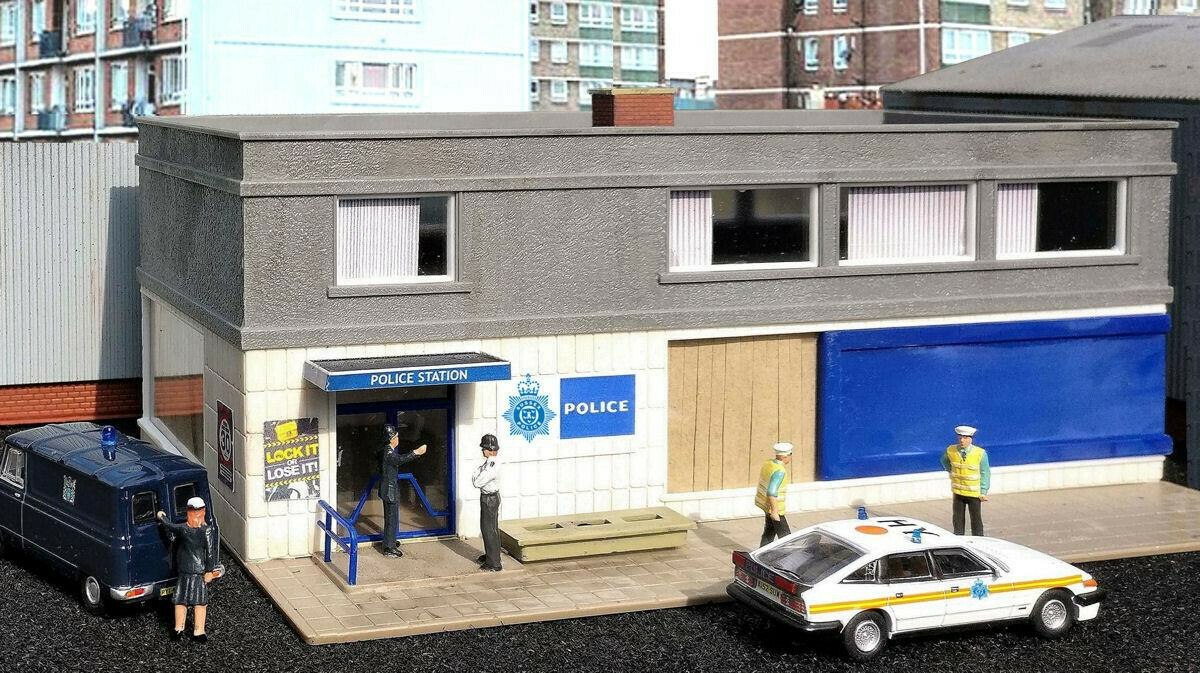 Gaugemaster GM434 Fordhampton Police Station Kit
