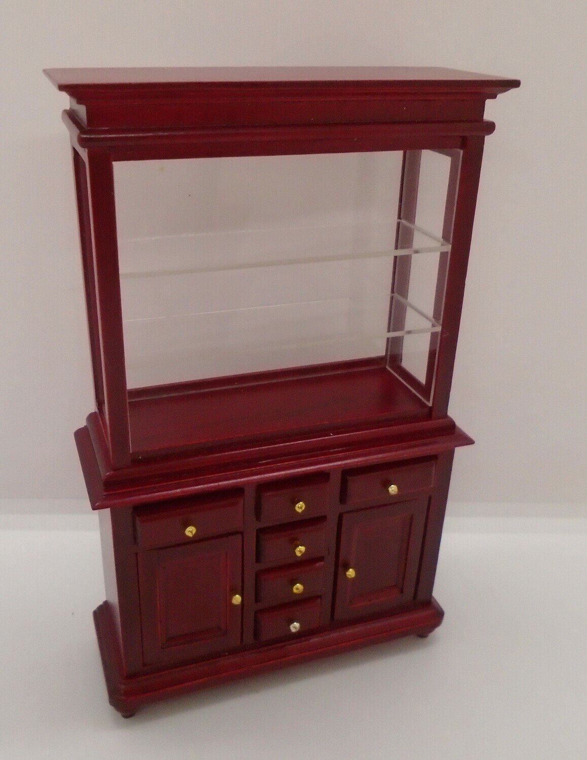 RED MAHOGANY DISPLAY UNIT WITH GLASS SHELVES AND GLASS BACK