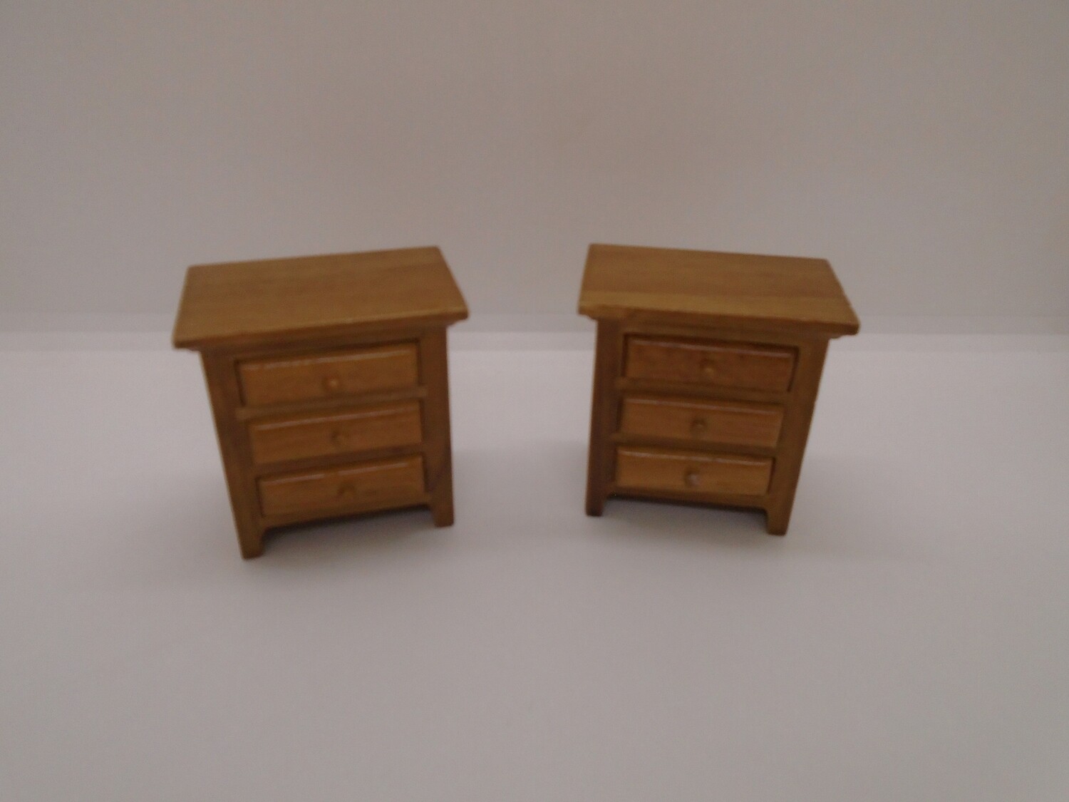 PAIR OF BEDSIDE DRAWERS