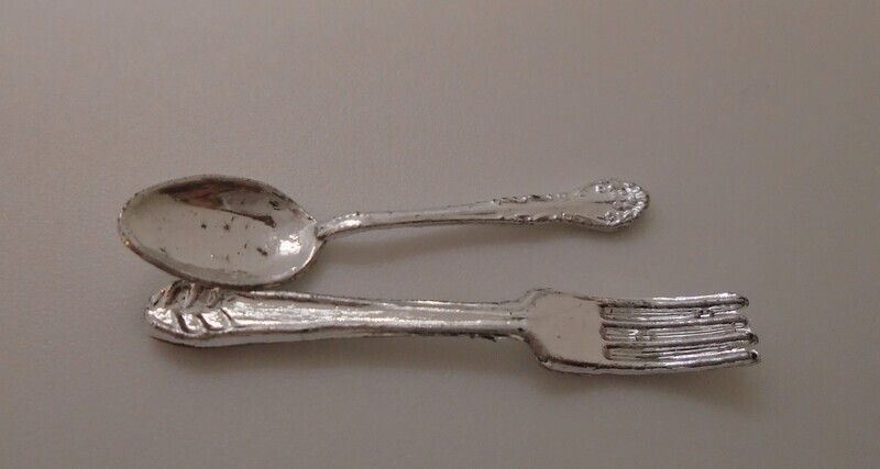 4 PC SERVING SET