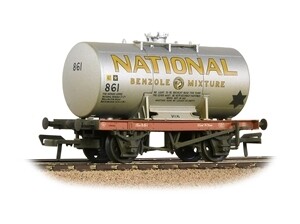 Bachmann 38-778A 14T Class A Anchor-Mounted Tank Wagon 'National Benzole' Silver