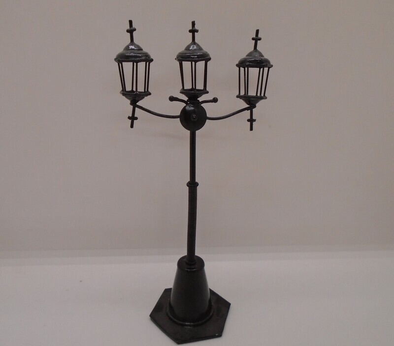3 HEAD STREET LAMP