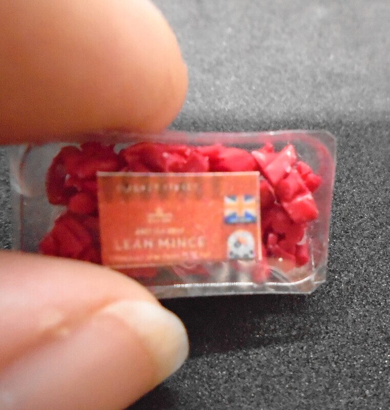 PACKS OF LEAN STEAK MINCE