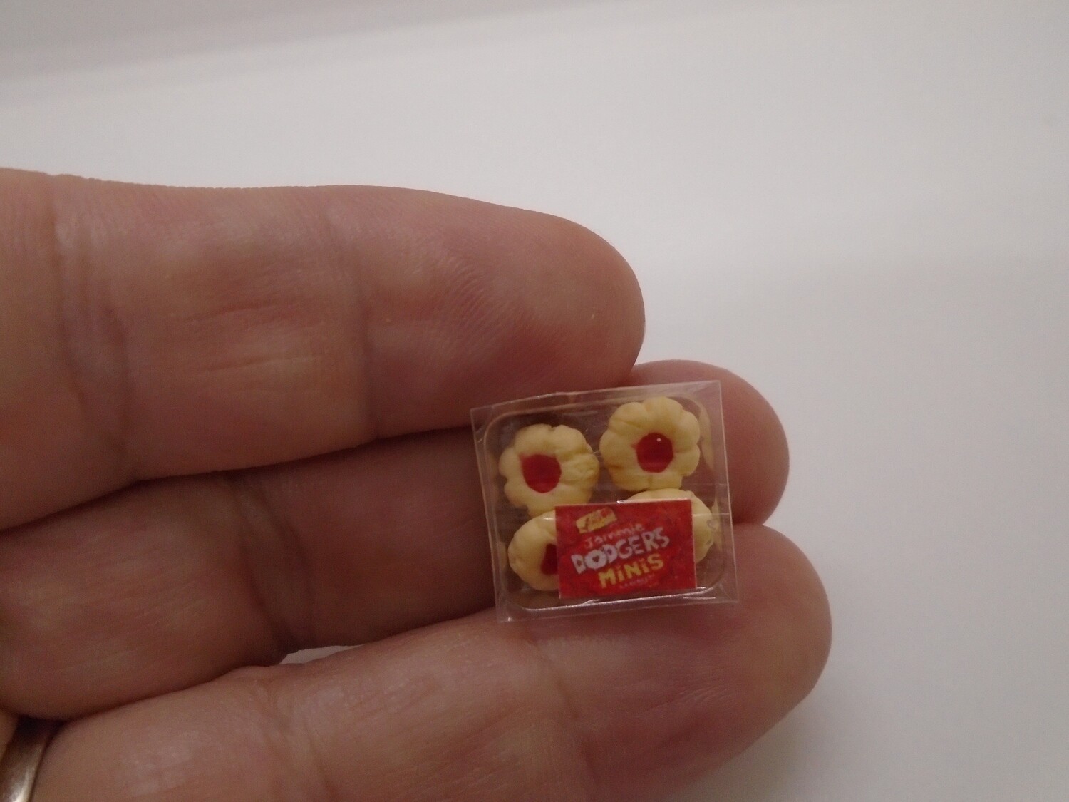 PACK OF 4 JAMMIE DODGERS