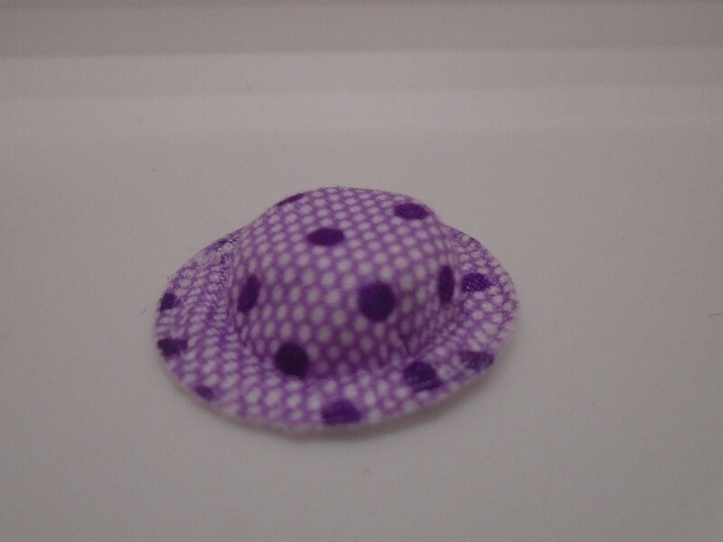 CHILDS HAT