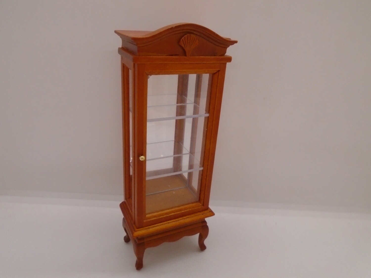 DISPLAY CABINET WITH GLASS SHELVES AND MIRRORED BACK