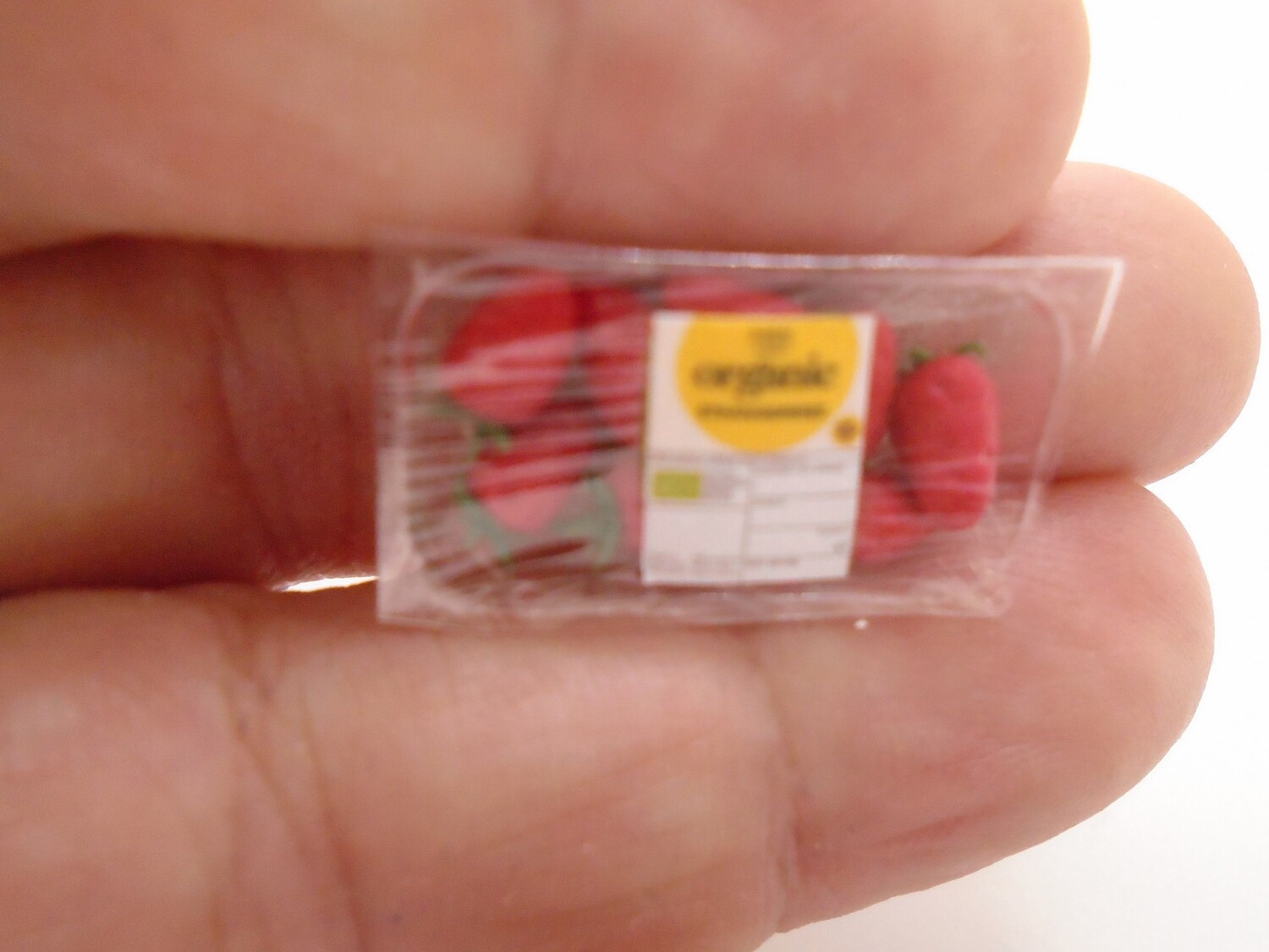 PACK OF "ORGANIC" STRAWBERRIES