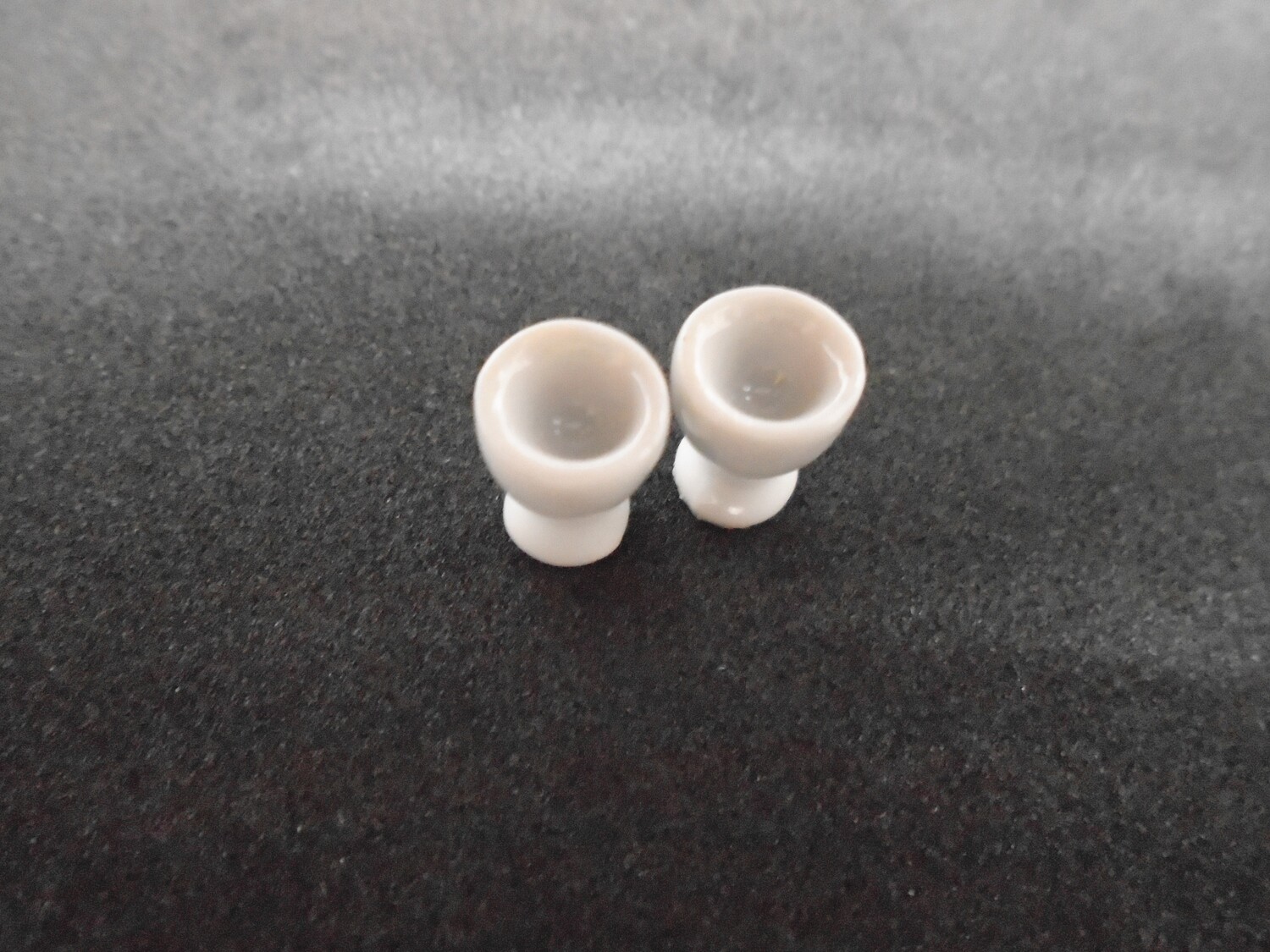 PAIR OF WHITE EGG CUPS