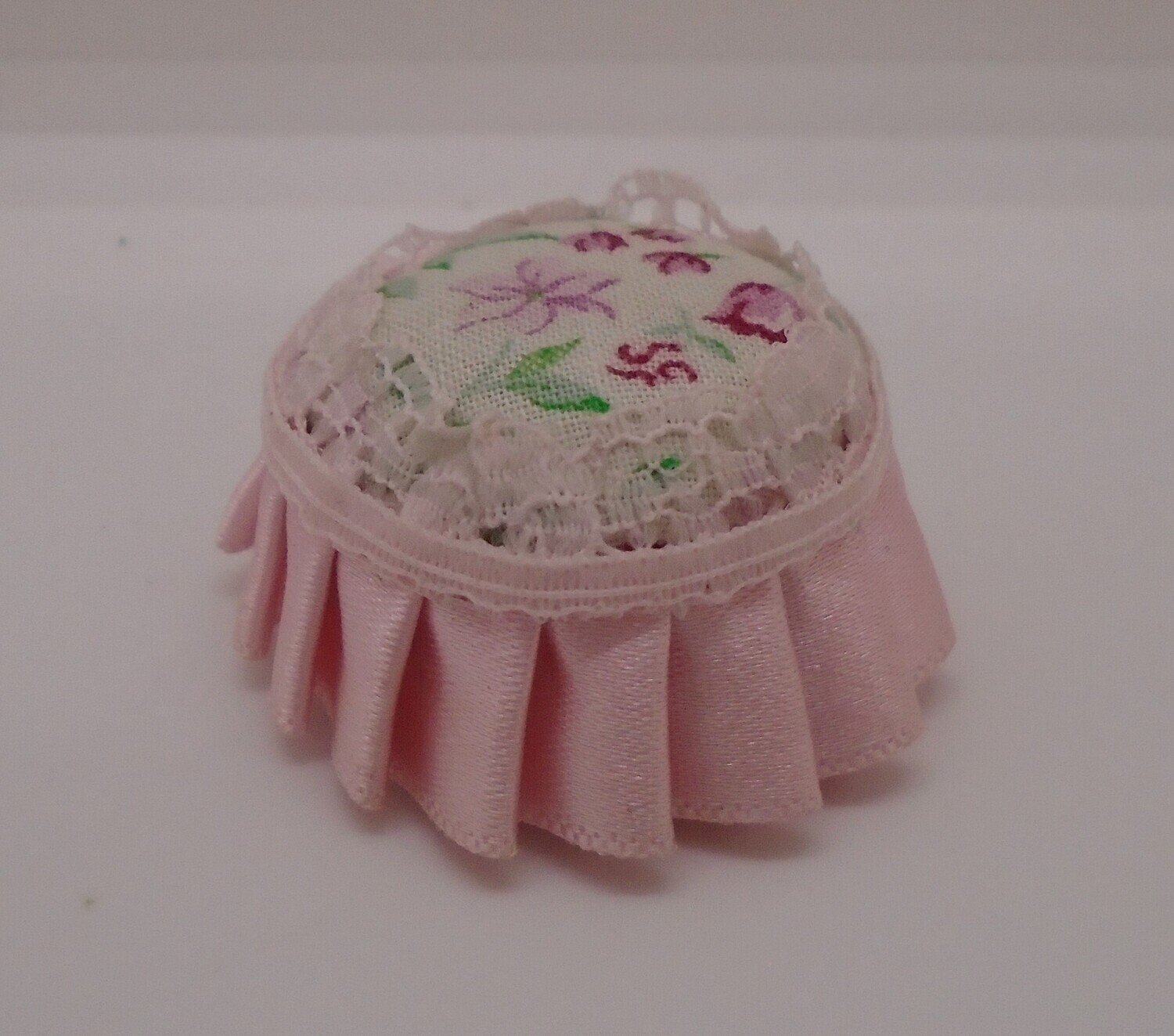 FOOT STOOL IN PINK