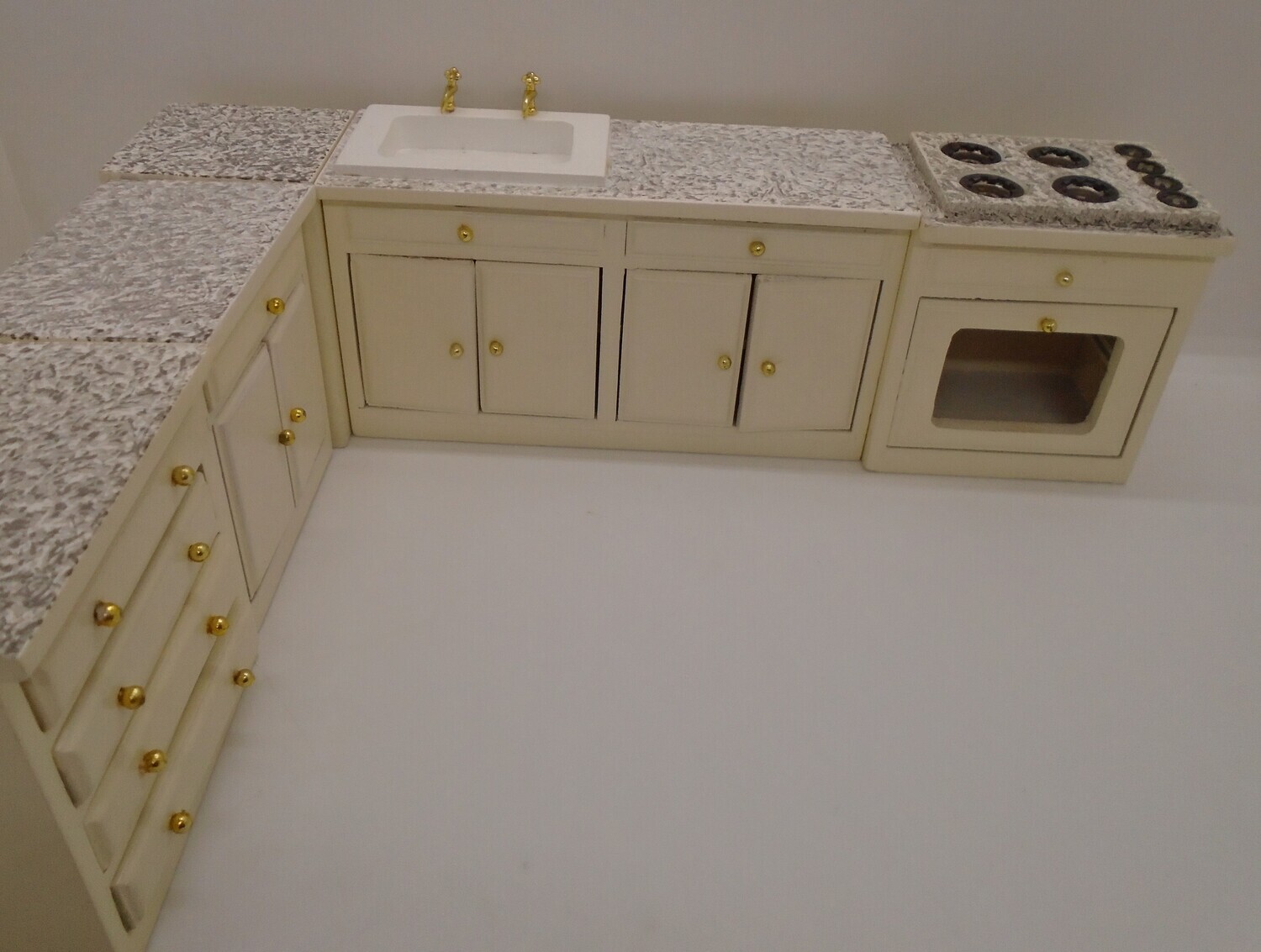 5 PC SECTIONAL KITCHEN