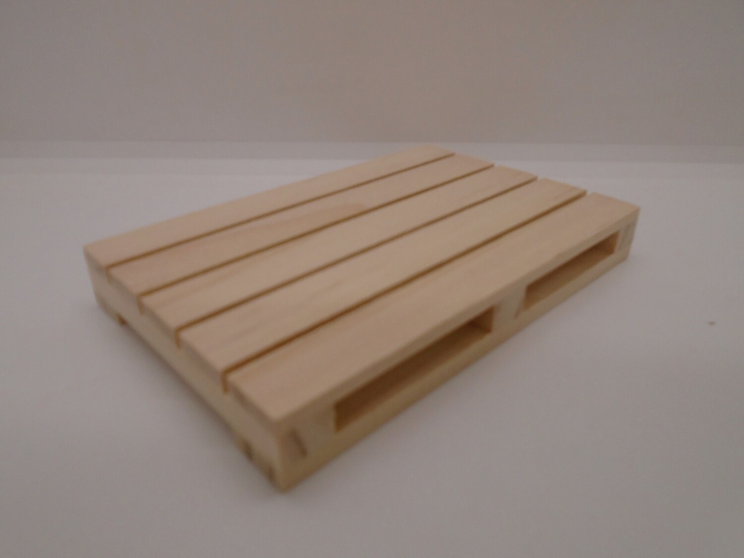 BAREWOOD PALLET