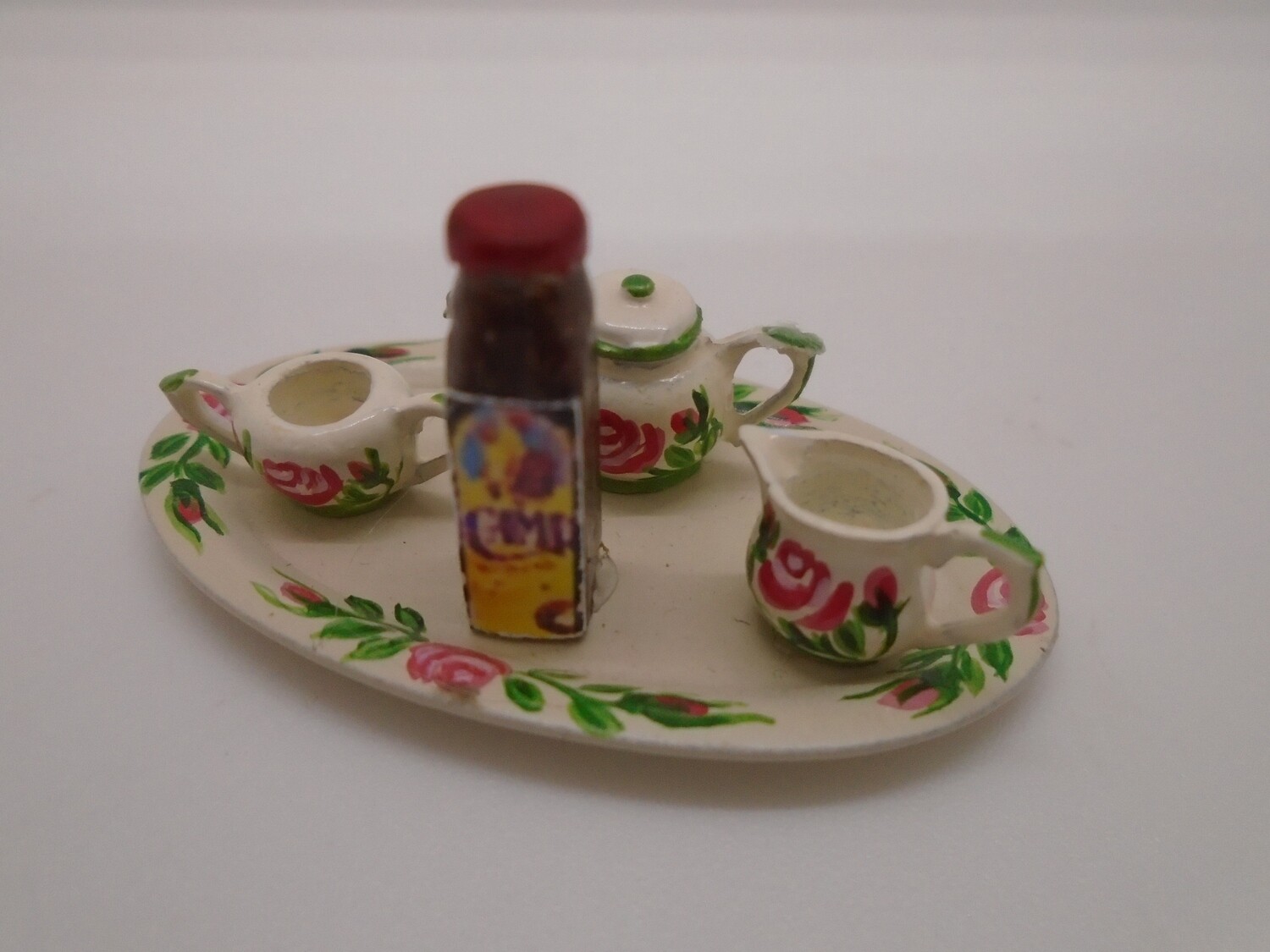 COFFEE SET AMD JAR OF CAMP
