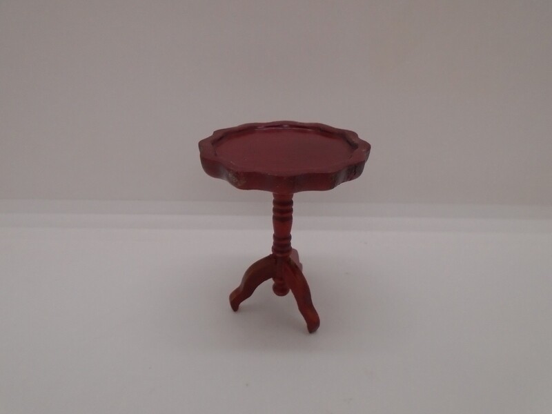ROUND FLUTED OCCASIONAL/DRINKS TABLE