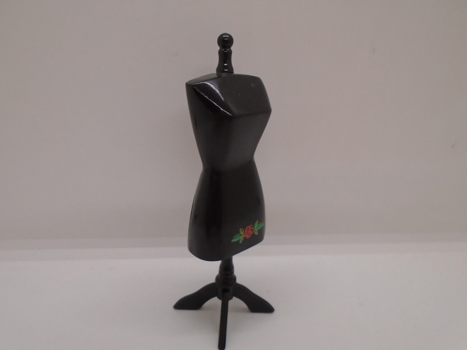 BLACK  WOODEN MANNEQUIN