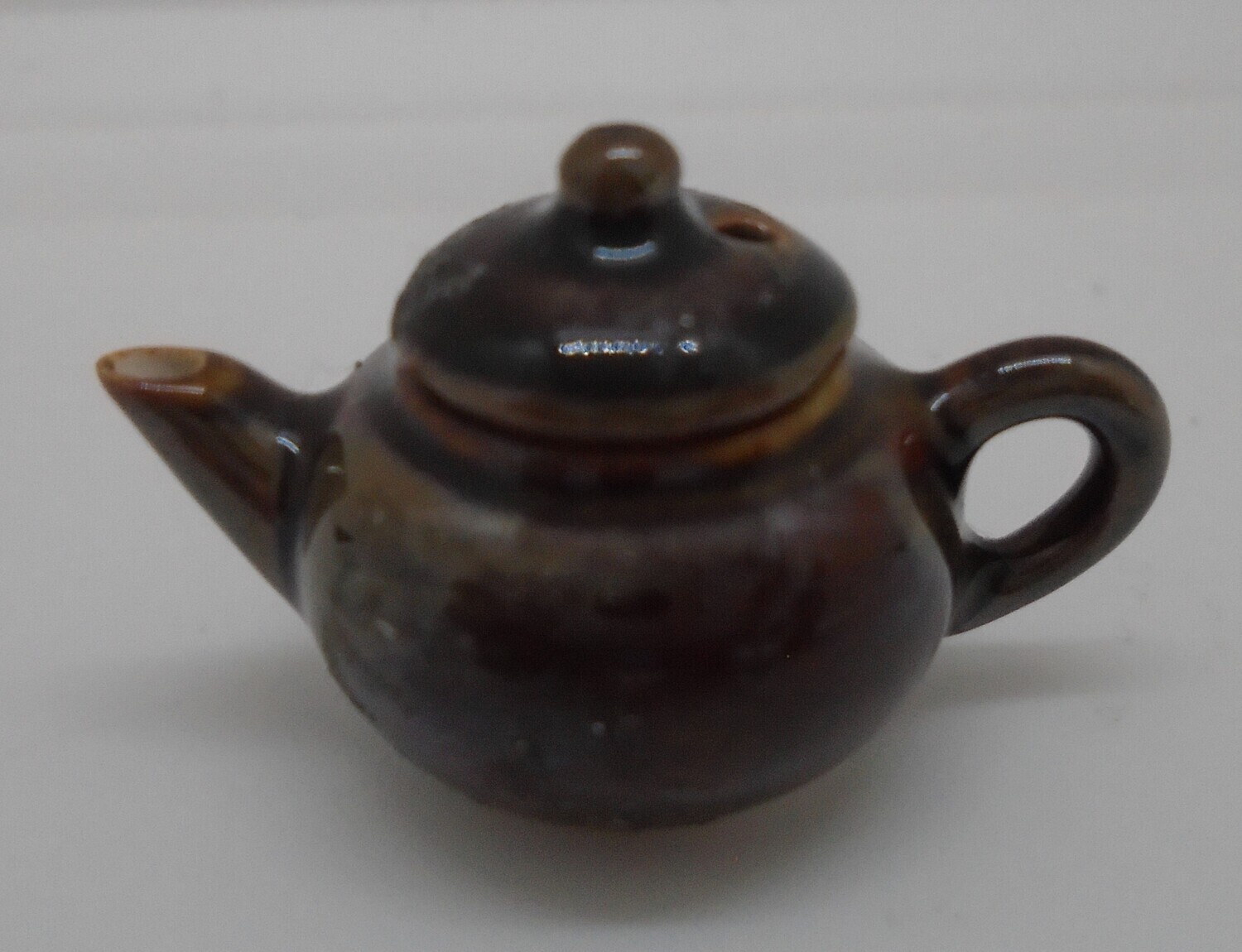 GOOD OLE BROWN TEA POT