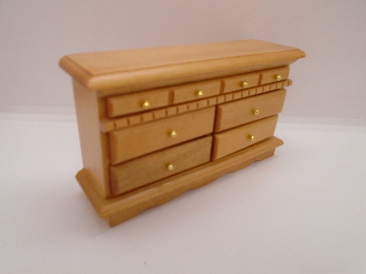 WARM WOOD SIDEBOARD/CHEST