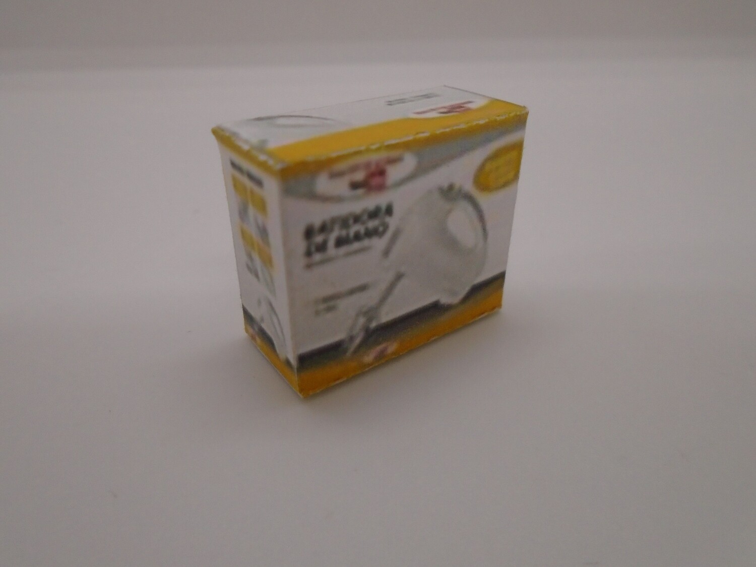 HAND HELD MIXER BOX