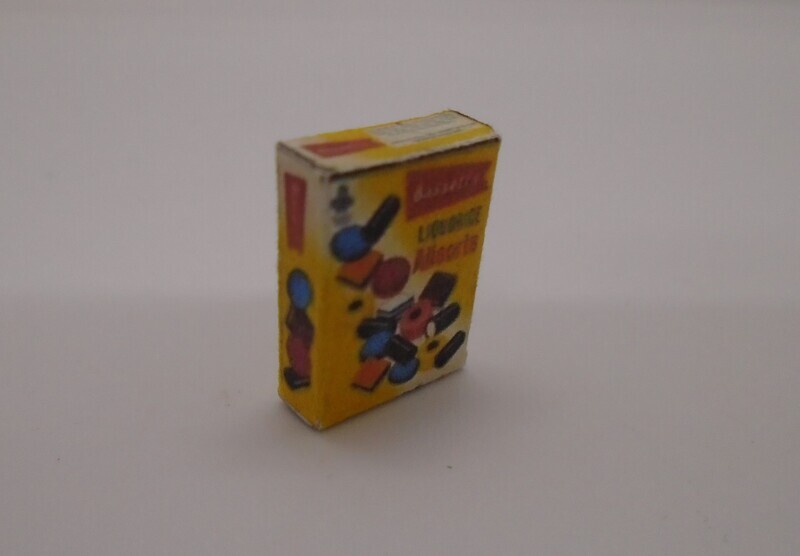 LIQUORICE ALLSORTS BOX