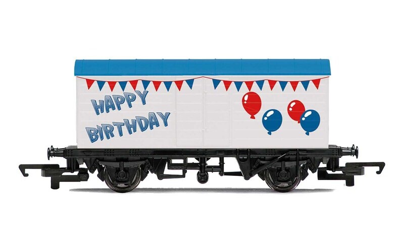 Hornby R60058 Birthday Wagon