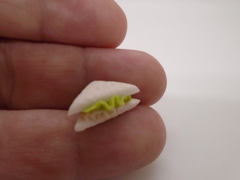 WHITE BREAD SANDWICH