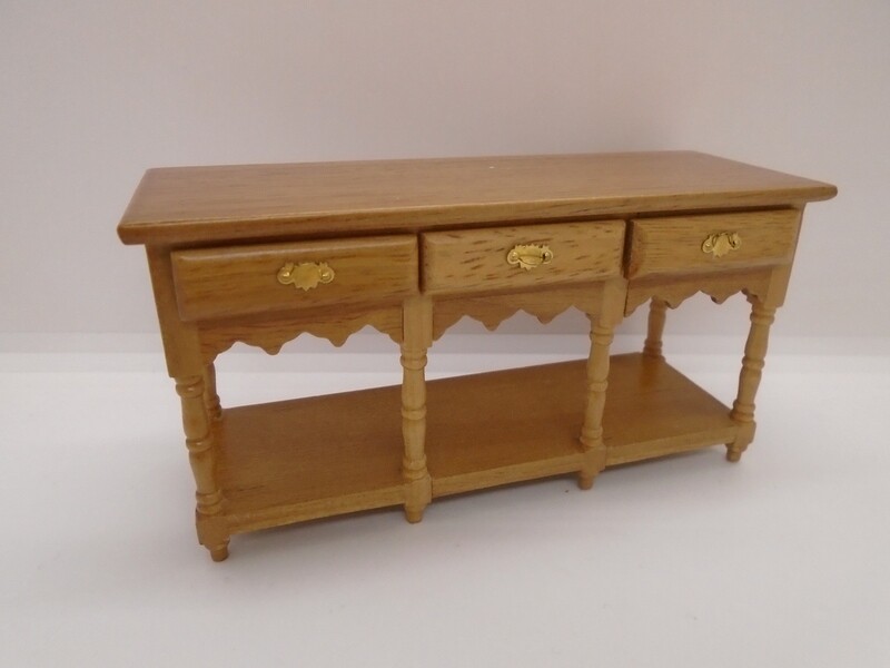 OAK COLOUR SIDEBOARD WITH DRAWERS