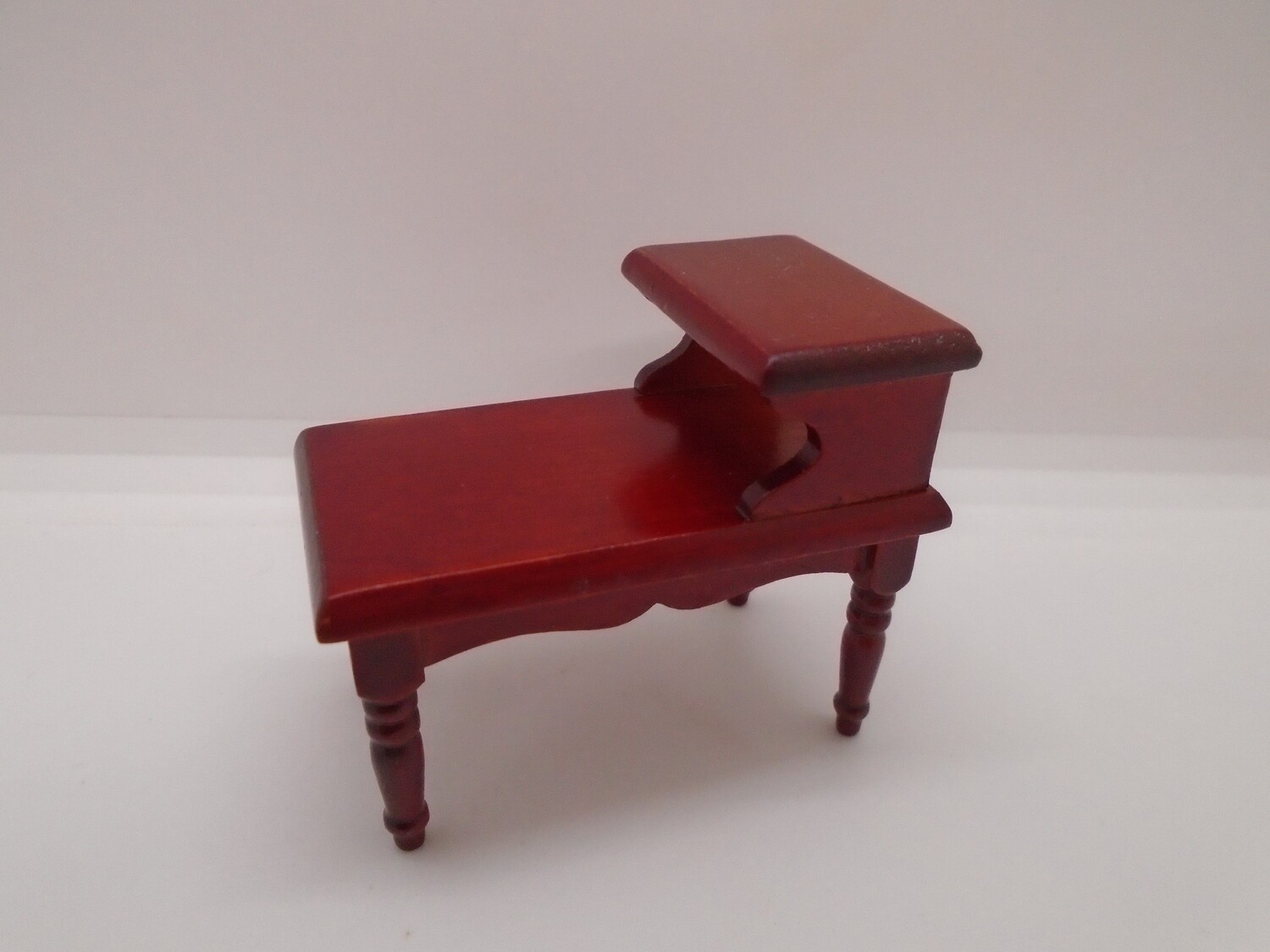 TELEPHONE TABLE RED MAHOGANY