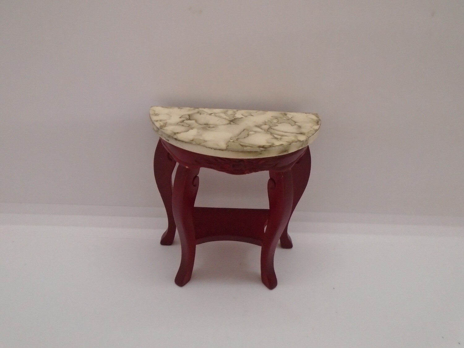 D SHAPE TABLE WITH MARBLE EFFECT TOP