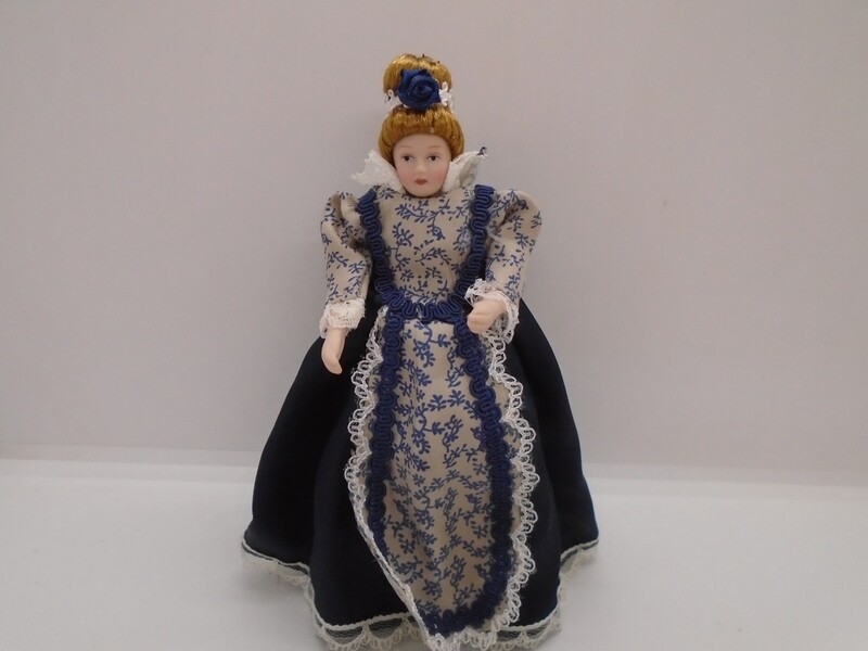 LADY WITH STAND