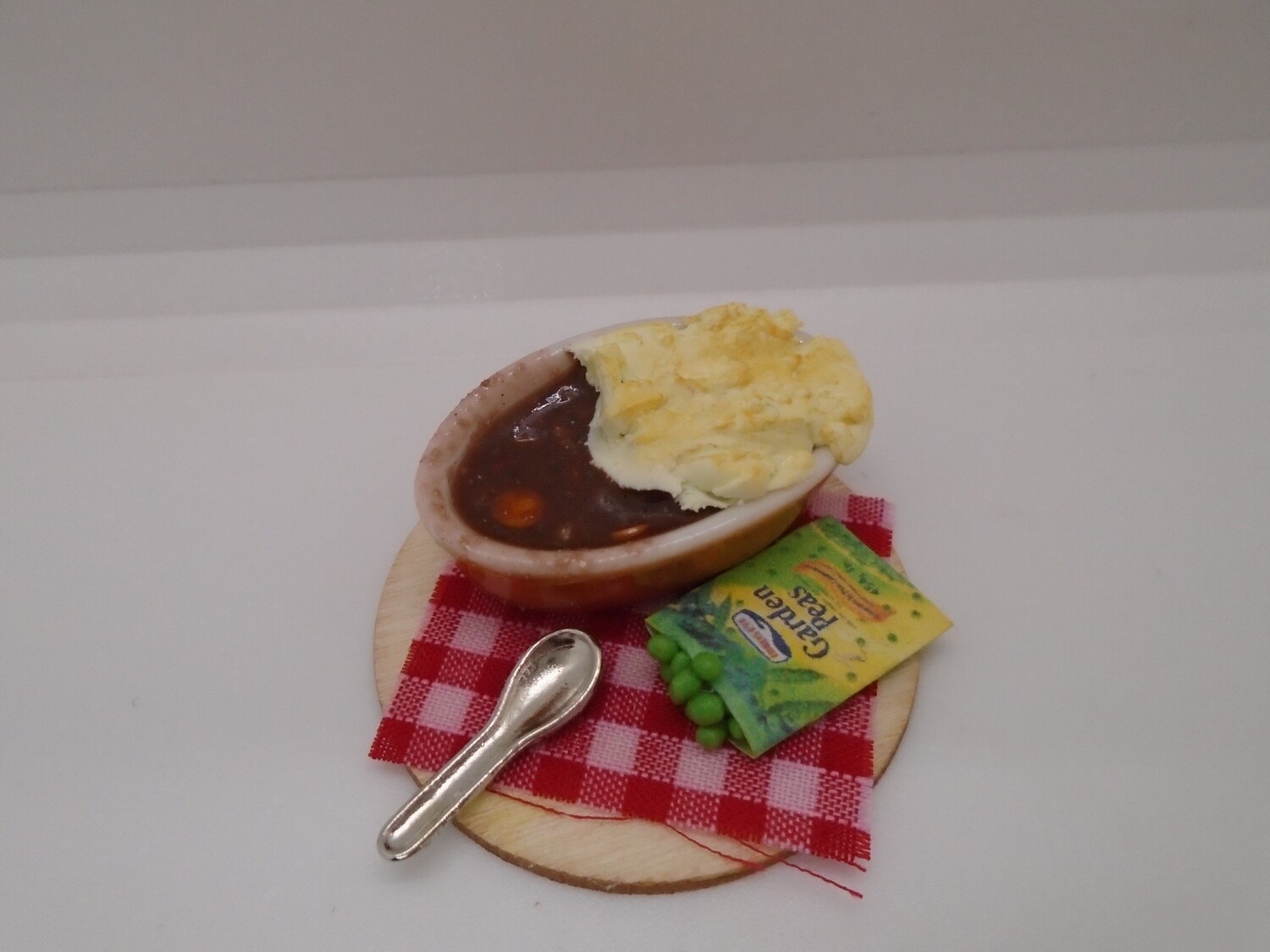 SHEPHERDS PIE AND PEAS BOARD