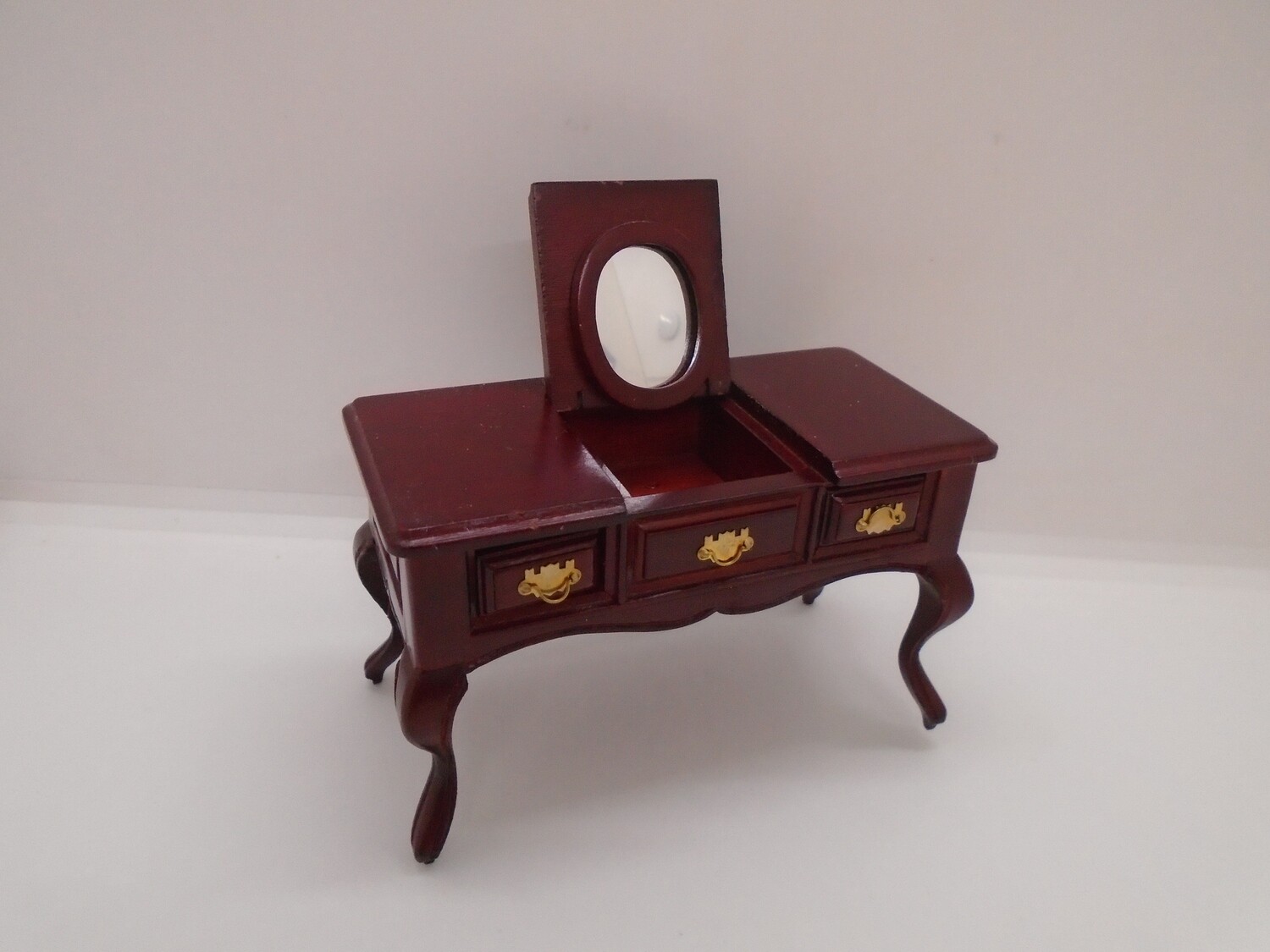DRESSING TABLE WITH  OPENING MIRROR