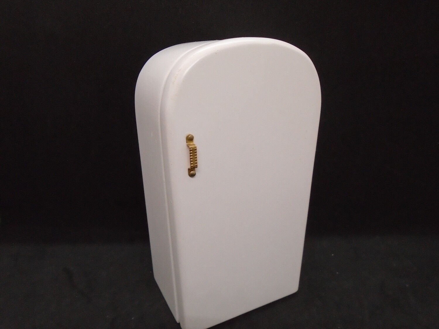 CURVED TOP FRIDGE