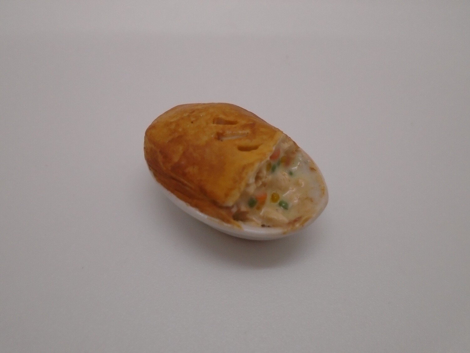 CHICKEN AND VEG PIE