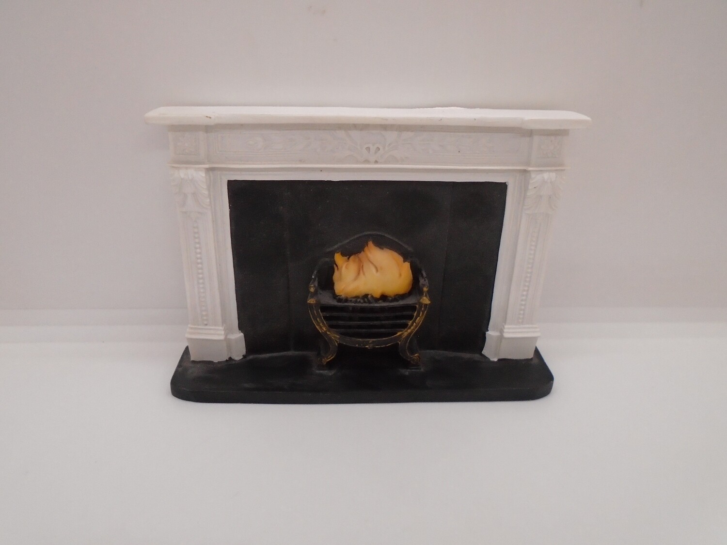 WHITE AND BLACK FIREPLACE