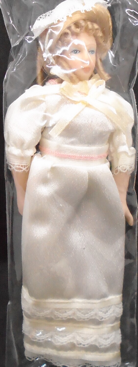 LOTTIE BY DOLLS HOUSE EMPORIUM